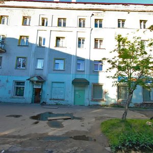 Safonova Street, 28, Murmansk: photo