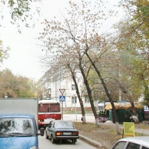 Ulitsa Chernyshevskogo, 8, Novokuibishevsk: photo