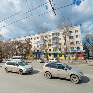 Екатеринбург, Улица Челюскинцев, 33: фото