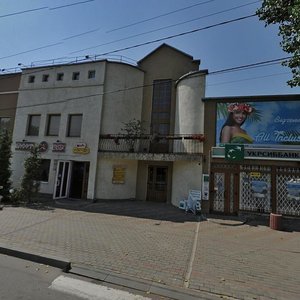 Ruska vulytsia, 194В, Chernivtsi: photo