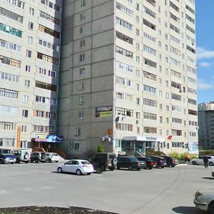 Gazovikov Street, 17, Tyumen: photo