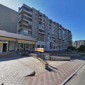 Vulytsia Kravchuka, 2, Lutsk: photo