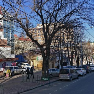 Oktyabrskoy Revolyutsii Avenue, 9, Stavropol: photo