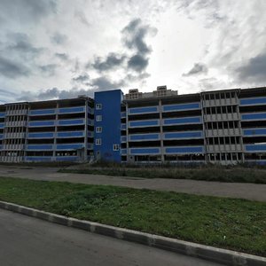 Marshala Savitskogo Street, 4, : foto