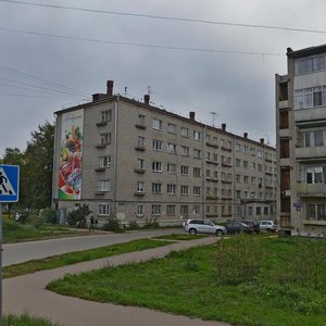 Molodyozhnaya ulitsa, 8, : foto