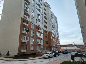 Ulitsa Marshala Sovetskogo Soyuza Budennogo S.M., 33к1, Simferopol: photo