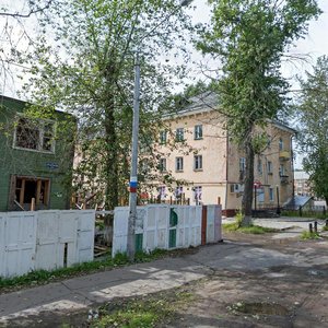 Ulitsa 50-letiya Oktyabrya, 25, : foto
