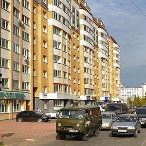 Gor'kogo Street, 17, Kirov: photo