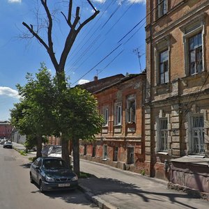 Kuznechna Street, 17/19, Kharkiv: photo