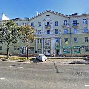 Bryliewskaja Street, 3, Minsk: photo