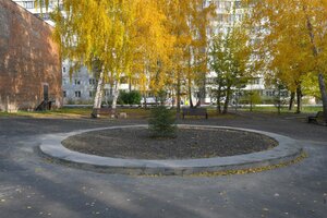 1-ya Shinnaya ulitsa, 47, : foto