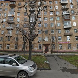 Usiyevicha Street, 16, Moscow: photo