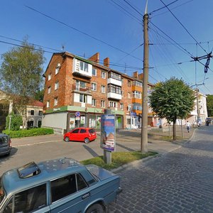 Holovna vulytsia, 185, Chernivtsi: photo