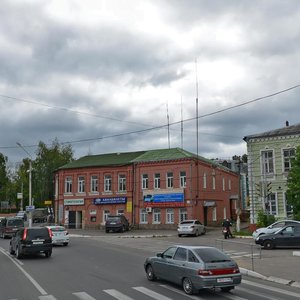 Oktyabrskaya ploshchad, 3, Volokolamsk: photo