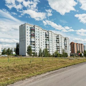 Прокопьевск, 10-й микрорайон, 18: фото
