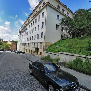 Uzhhorodska vulytsia, 1, Lviv: photo
