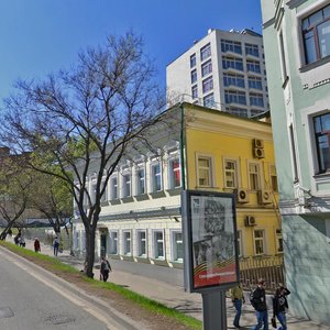 Zemlyanoy Val Street, 68с1, Moscow: photo
