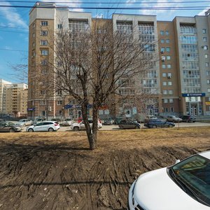 Yekaterinburq, Serova Street, 47: foto