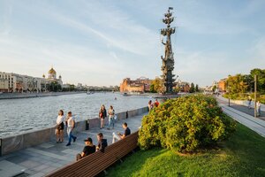 Krymsky Val Street, 10, Moscow: photo