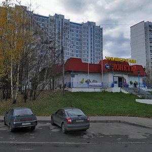 Isakovskogo Street, 8к4, Moscow: photo