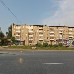 Yekaterinburq, Mashinnaya ulitsa, 11: foto