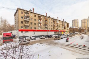 Bekhtereva Street, 4, Yekaterinburg: photo
