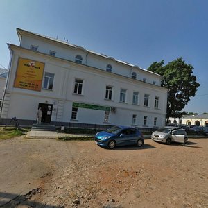 Sovetskaya ploshchad, 1, : foto