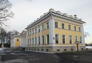 Reki Maloy Nevki Embankment, 1, Saint Petersburg: photo