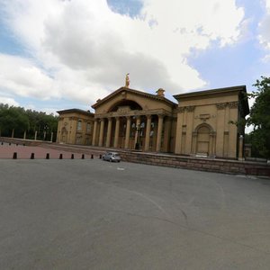 Yaroslava Gasheka Street, 1, : foto