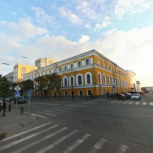 Kavi Nadzhmi Street, 20/12, Kazan: photo