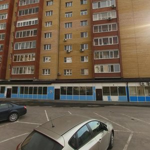 Gazovikov Street, 33, Tyumen: photo