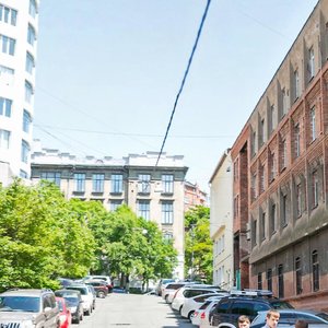 Uborevicha Street, 8, Vladivostok: photo