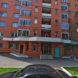 Komsomolskaya ulitsa, 8, : foto