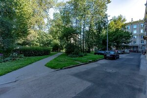 Stakhanovtsev Street, 6/8 ، سان بطرسبرغ: صورة