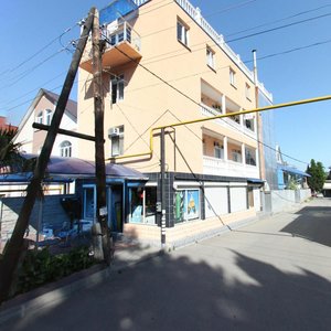 Demokratichnaya Street, 88, : foto