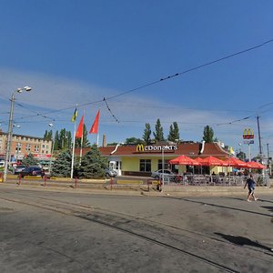 Staromostova Square, 5, Dnipro: photo