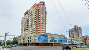 Челябинск, Проспект Победы, 382А: фото
