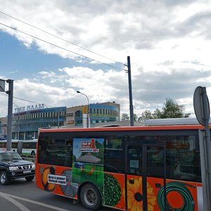 Москва, Новоясеневский проспект, 2Ас1: фото