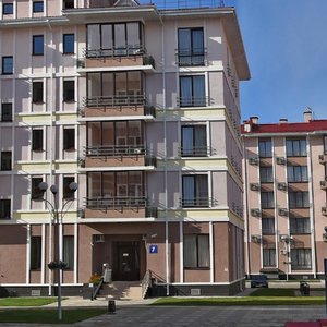65 Let Pobedy Street, 65, : foto
