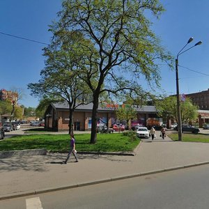 Engelsa Avenue, 75, : foto