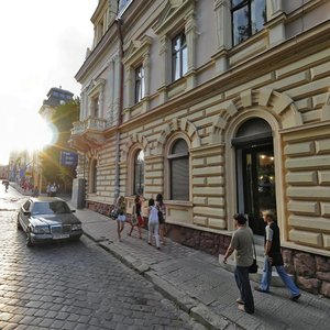 Vulytsia Heroiv Maidanu, 1В, Chernivtsi: photo