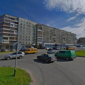 Мурманск, Кольский проспект, 60: фото