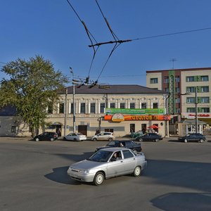 Rustema Yakhina Street, 13, Kazan: photo