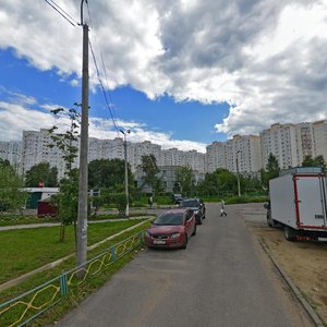 Ulitsa Voinov-Internatsionalistov, 13, : foto