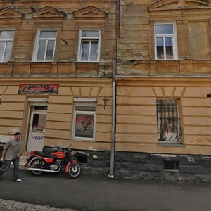 Львов, Зализничная улица, 6: фото