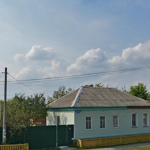Oktyabrskoy Revolyutsii Street, 2, : foto