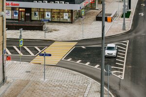 Zemlyanoy Val Street, 41с1, : foto