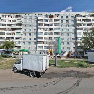 Омск, Улица 70 лет Октября, 10: фото