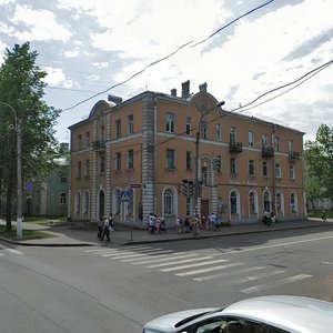 Петергоф, Санкт-Петербургский проспект, 30: фото