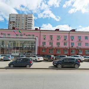 Екатеринбург, Улица 8 Марта, 177: фото